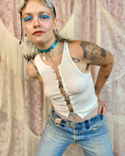 Jorts con imperdibles Levis reciclados