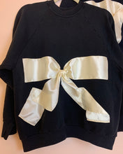 Sudaderas con lazo de raso reciclado