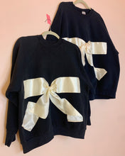 Sudaderas con lazo de raso reciclado