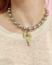 Collar diario con cadena de bolas