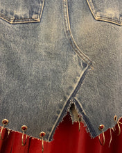 Custom transformed grommet ring skirt
