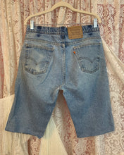 Jorts con imperdibles Levis reciclados