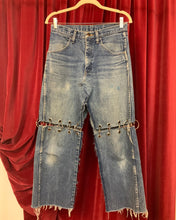 Muestra de falda de anillo con ojal transformada