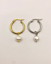 Baby freshwater pearl single earring