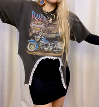 Camiseta de liga de encaje upcyled personalizada