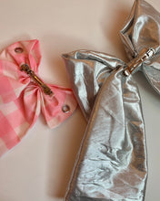 Bow barrette