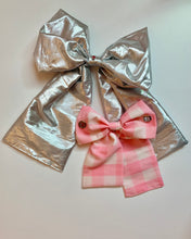 Bow barrette
