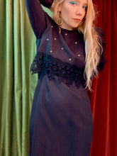 Vestido manga abullonada perla + encaje