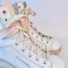 Acne Studios hi tops 8 de segunda mano