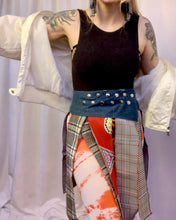 Medias con efecto tie-dye y lápiz labial
