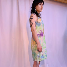 Vestido tie-dye de seda con strass