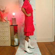 Vestido de novia con volantes fruncidos