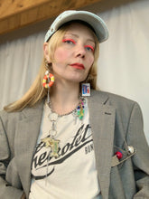 Souvenir charm chain- assorted