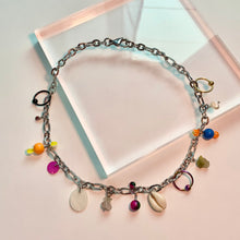 Collar de conchas perforadas