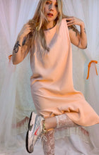 Peach ruffle hem box dress