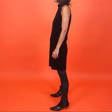 Vestido corto halter de terciopelo