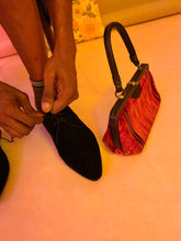 bolso de alfombra de terciopelo de los años 60