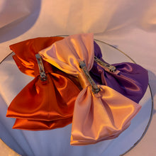 Large bow barrette