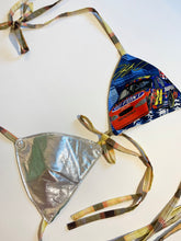 Top con sujetador de chatarra Nascar