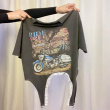 Camiseta de liga de encaje upcyled personalizada