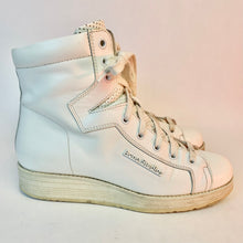 Acne Studios hi tops 8 de segunda mano