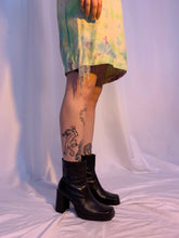 Vestido tie-dye de seda con strass