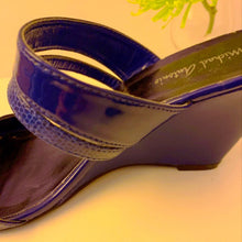 Cuñas charol + piel de serpiente