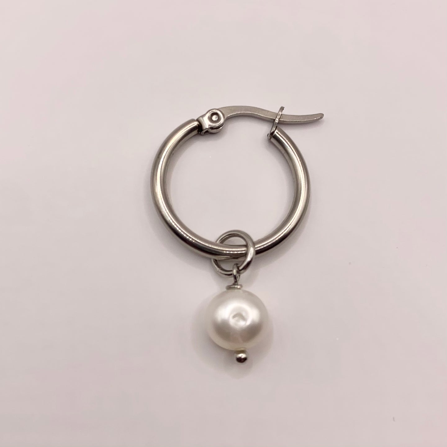 Baby freshwater pearl single earring