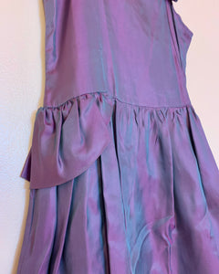 Vestido rufe rosetones tafetán lila