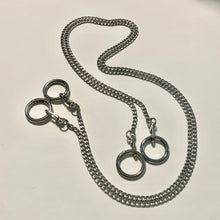Detachable chain suspenders