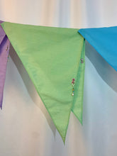 SJ X COC earring triangle scarf- green