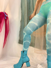 Recycled dolphin tie dye tights