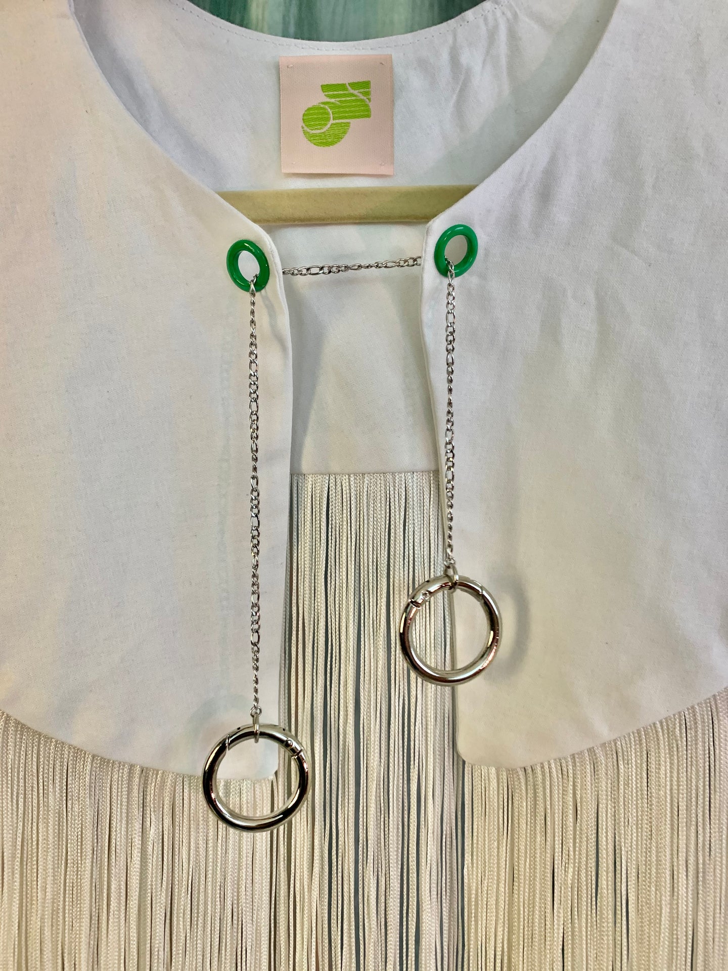 Fringe chain detachable collar