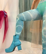 Recycled dolphin tie dye tights