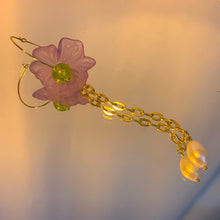 Purple flower + pearl single earring