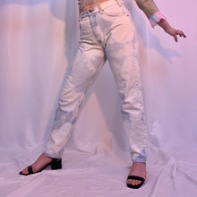 Bleach dyed Levi’s jeans