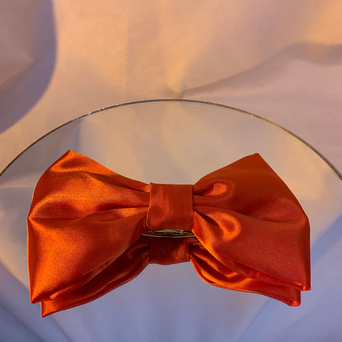 Large bow barrette