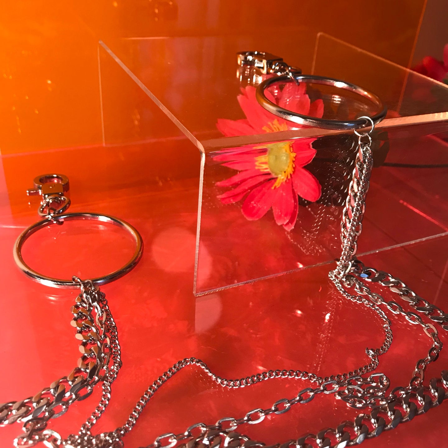 Jumbo O-ring accessory chain
