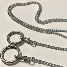 Detachable chain suspenders